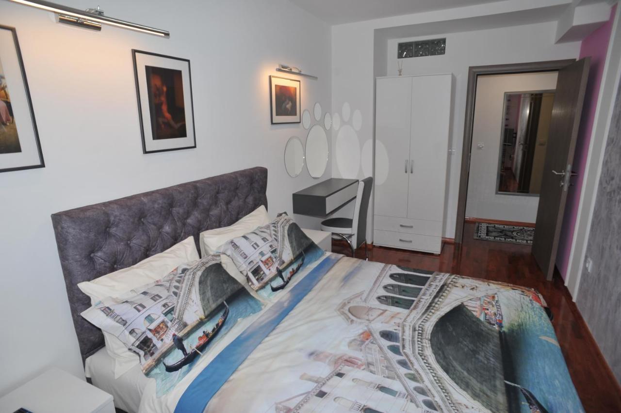 Twins Apartments Cacak Luaran gambar