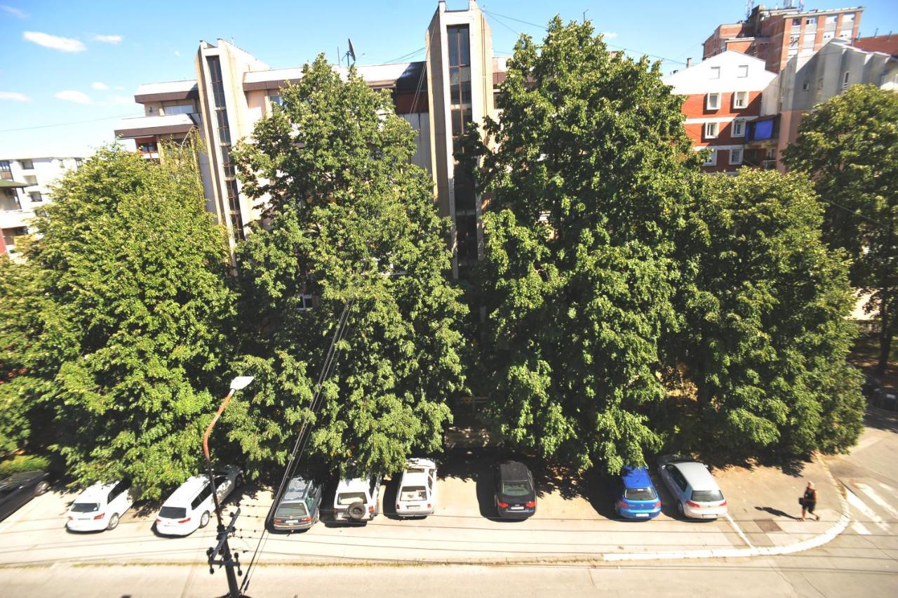 Twins Apartments Cacak Luaran gambar